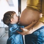 تفسير حلم ولادة ولد جميل للحامل